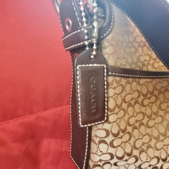 Coach Signature Jacquard F3K-6376 Crossbody - Picture 4 of 11